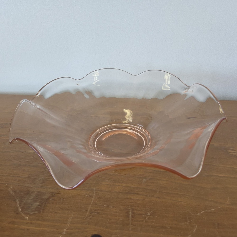 Pink Depression Glass Ruffle Rim Large Bowl 4378B - Picture 4 of 6
